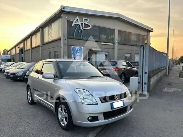 2006 Suzuki SWIFT