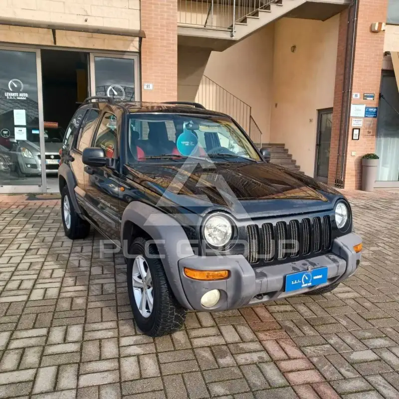 2006 Jeep CHEROKEE