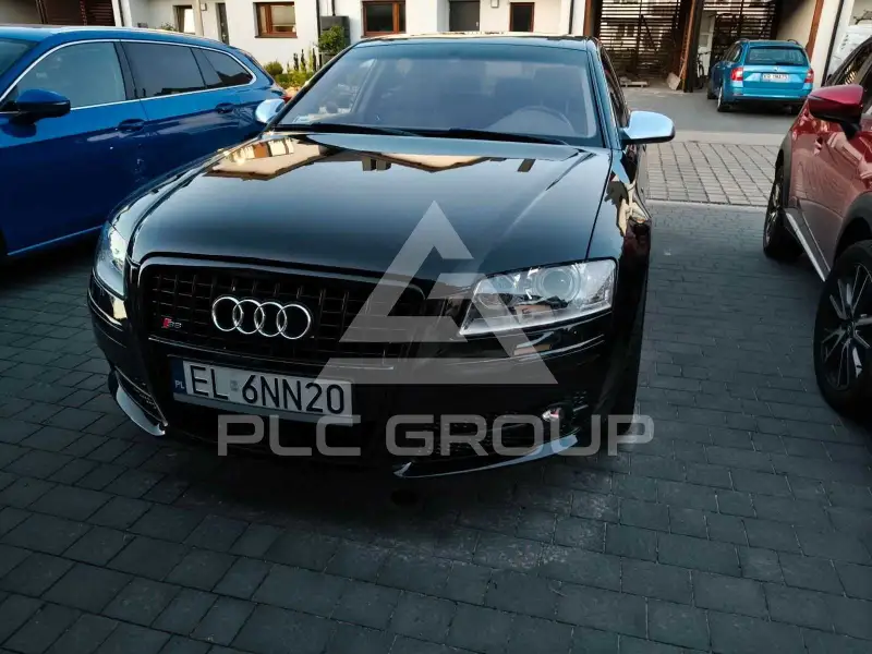 2006 Audi S8
