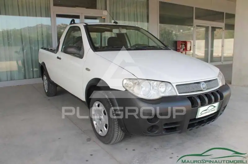 2006 Fiat Strada