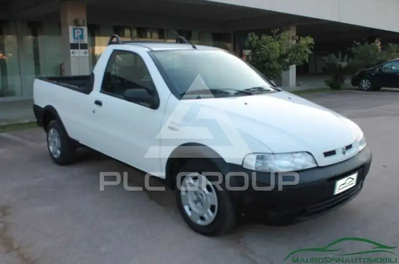 2006 Fiat Strada