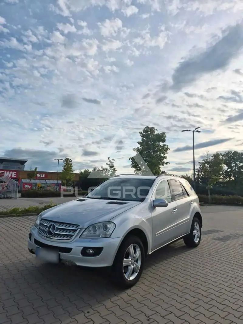 2006 Mercedes Benz ML 320