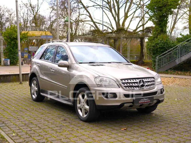 2006 Mercedes Benz ML 320
