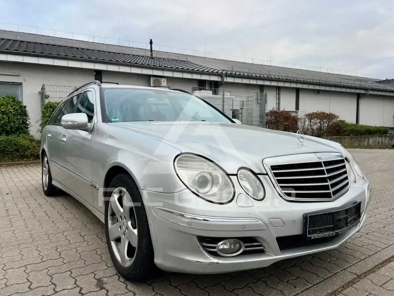 2006 Mercedes Benz E 320