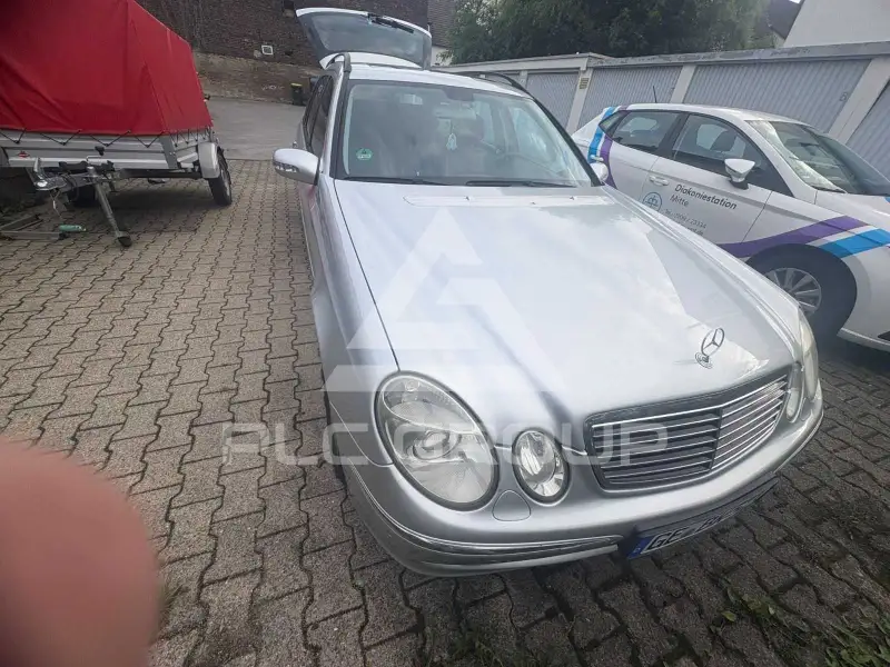 2006 Mercedes Benz E 320