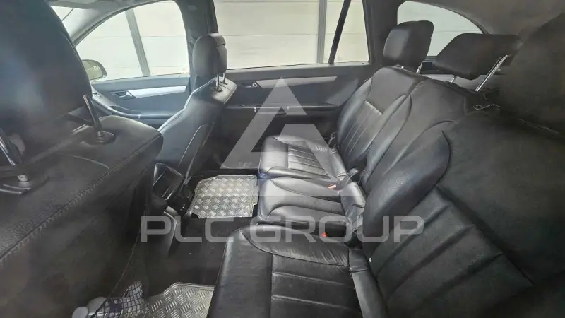 2006 Mercedes Benz R 300