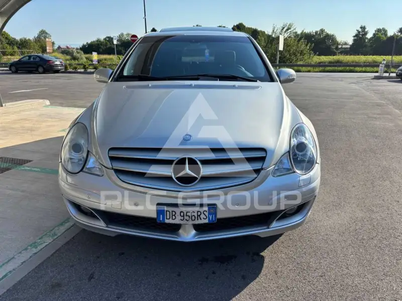 2006 Mercedes Benz R 320