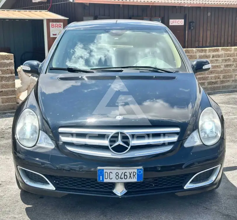 2006 Mercedes Benz R 320