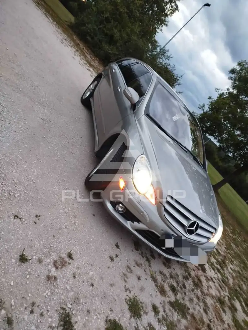 2006 Mercedes Benz R 500