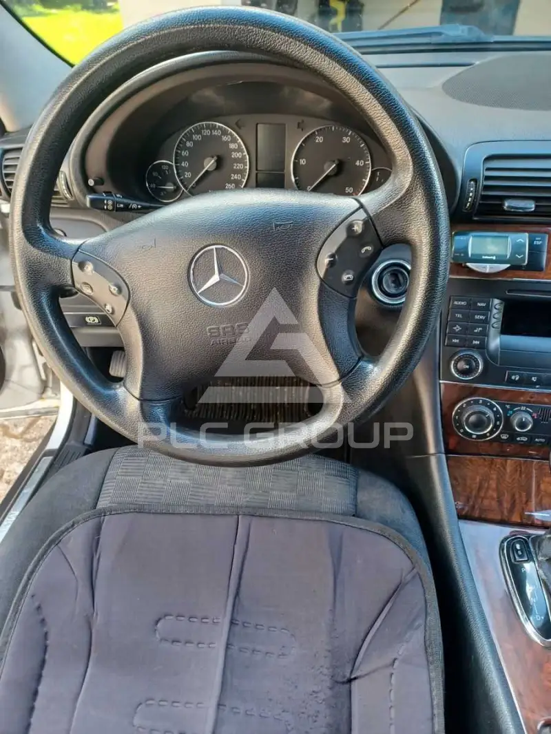 2006 Mercedes Benz 220
