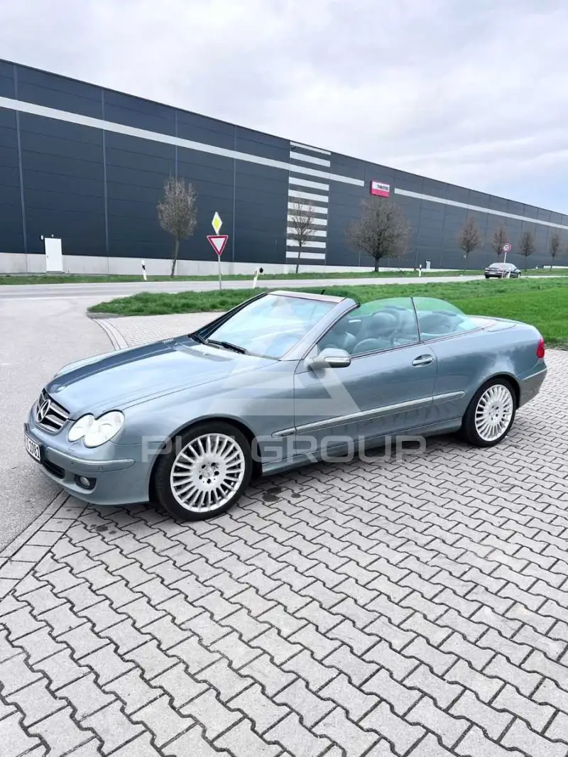2006 Mercedes Benz CLK 320