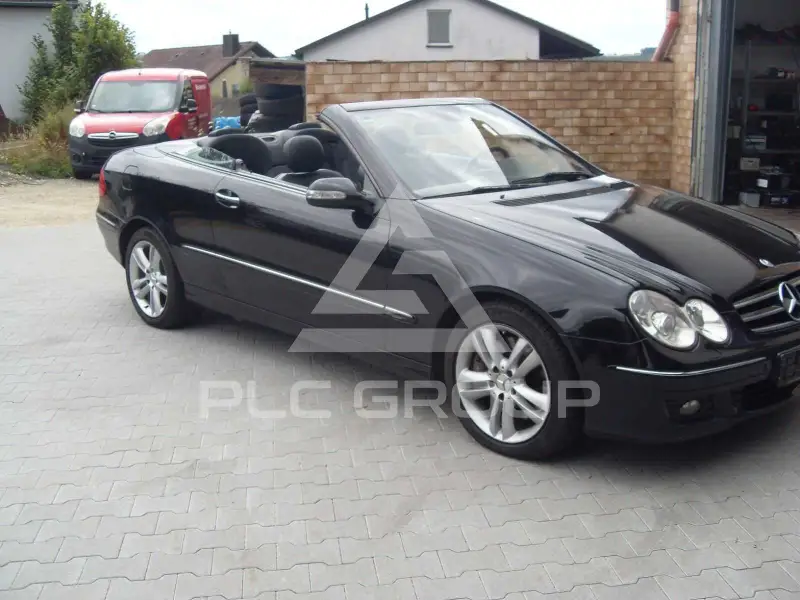 2006 Mercedes Benz CLK 320