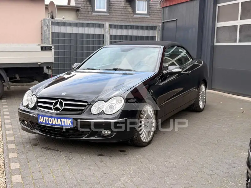 2006 Mercedes Benz CLK 320