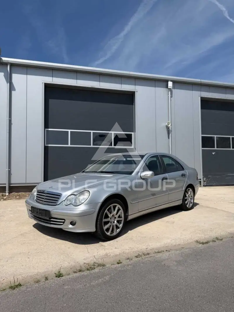2006 Mercedes Benz C 220