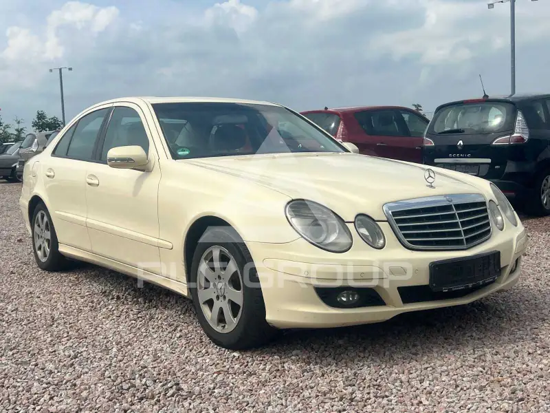 2006 Mercedes Benz E 200