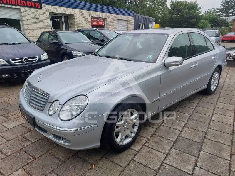 2006 Mercedes Benz E 200