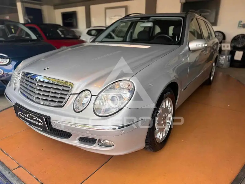 2006 Mercedes Benz E 200