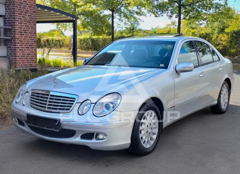 2006 Mercedes Benz E 200