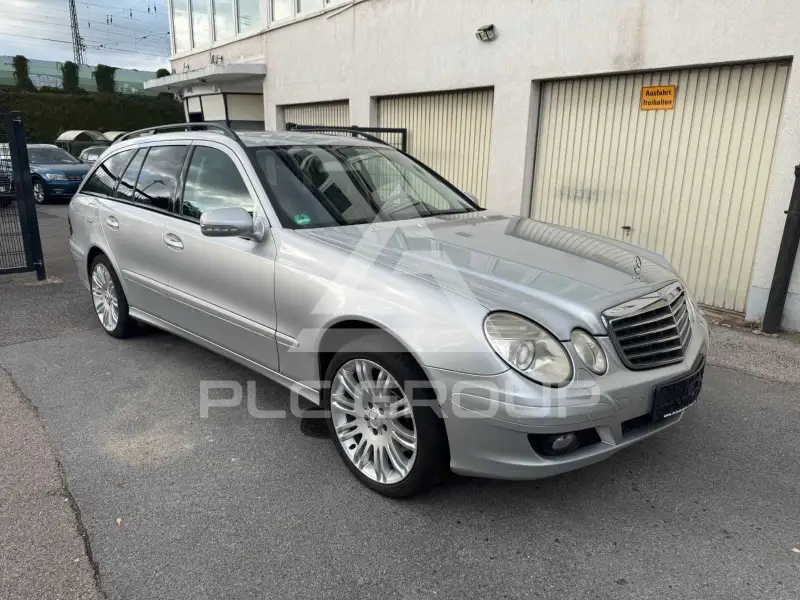 2006 Mercedes Benz E 200