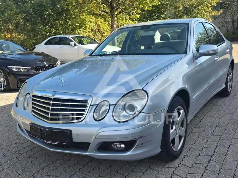 2006 Mercedes Benz E 200