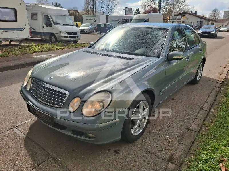 2006 Mercedes Benz E 200