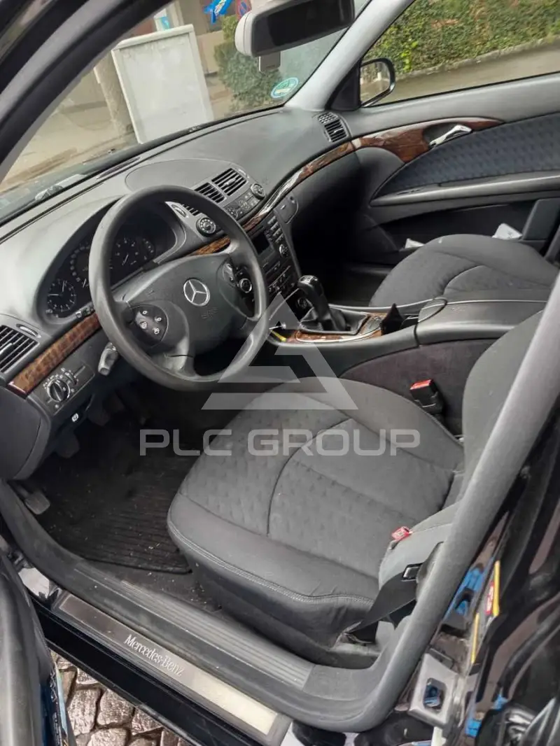 2006 Mercedes Benz E 200