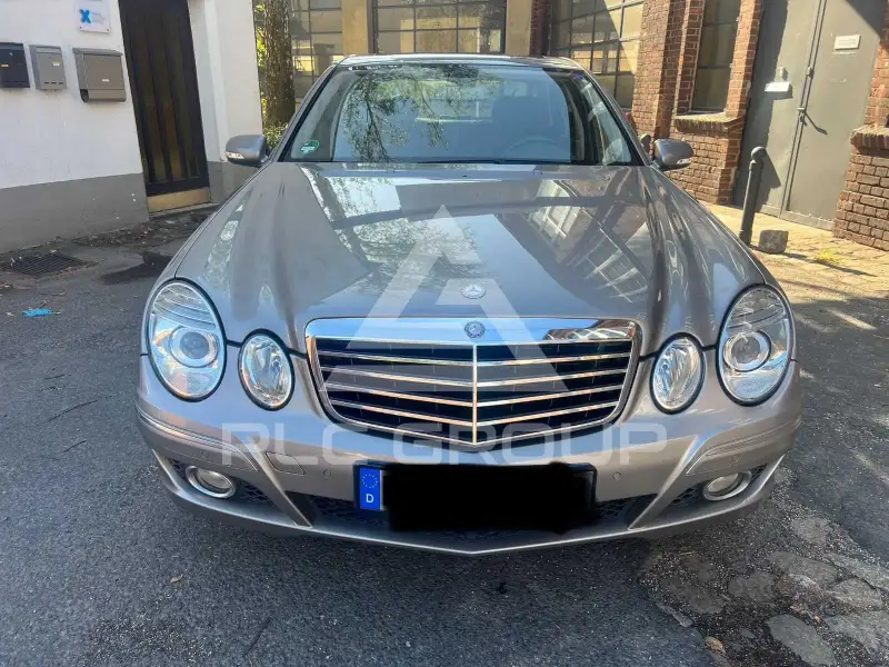 2006 Mercedes Benz E 200