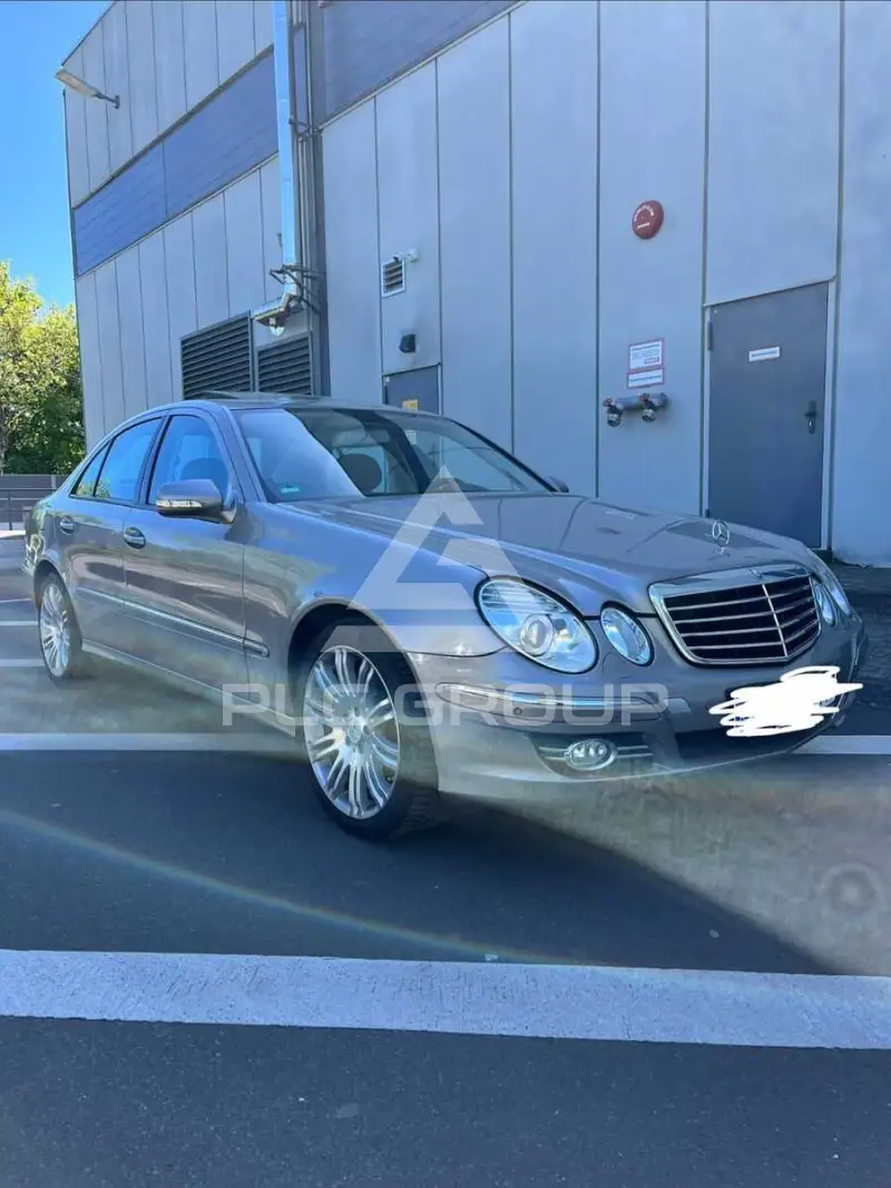 2006 Mercedes Benz E 200