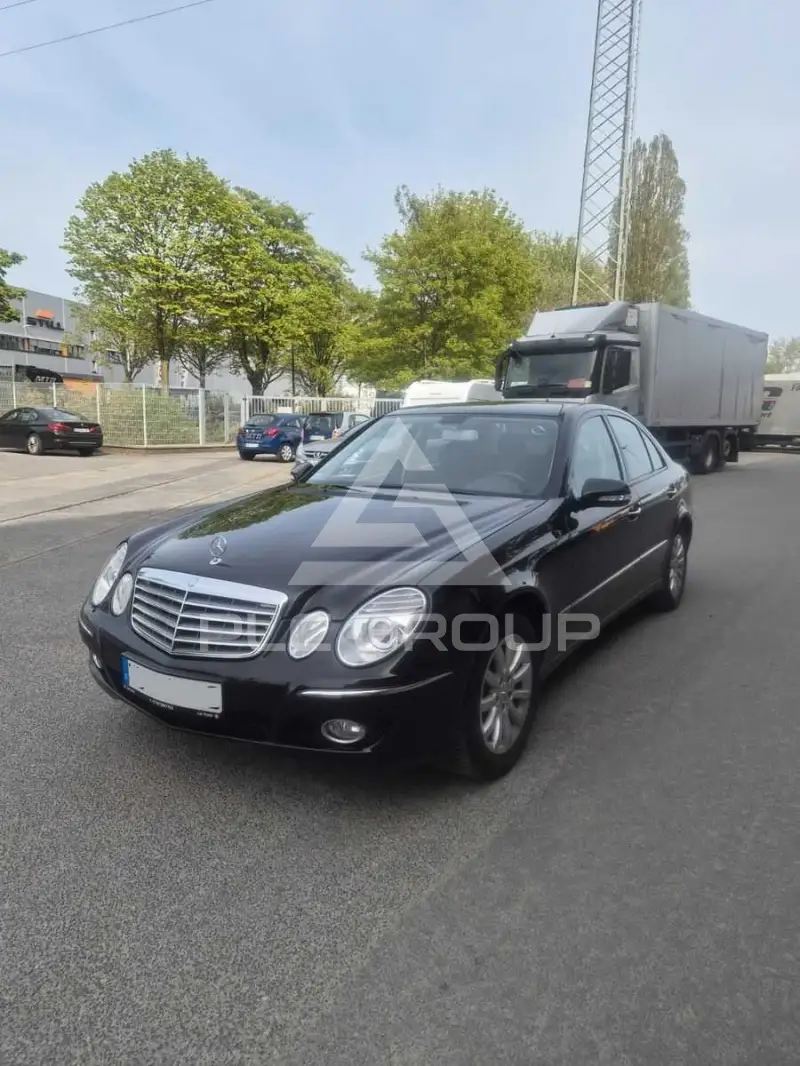 2006 Mercedes Benz E 200