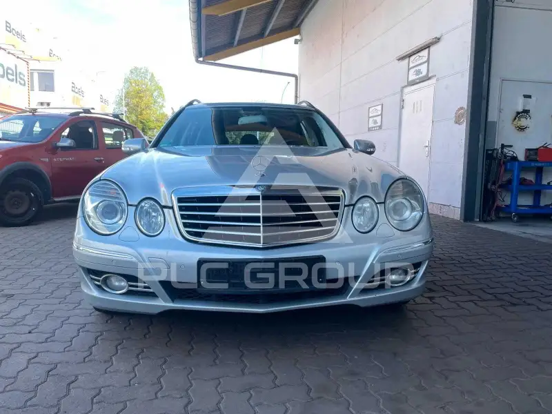 2006 Mercedes Benz E 220