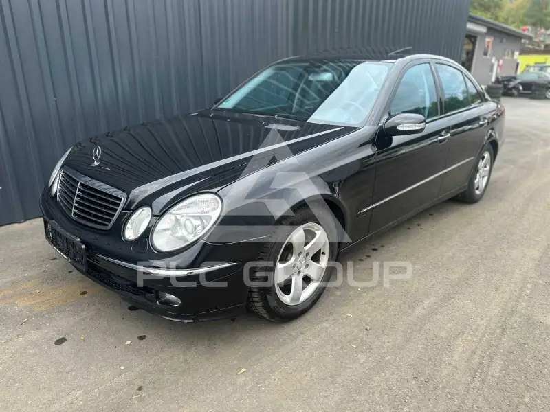 2006 Mercedes Benz E 220