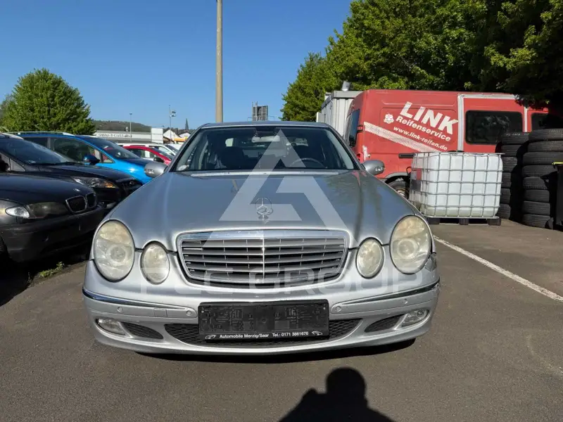 2006 Mercedes Benz E 220
