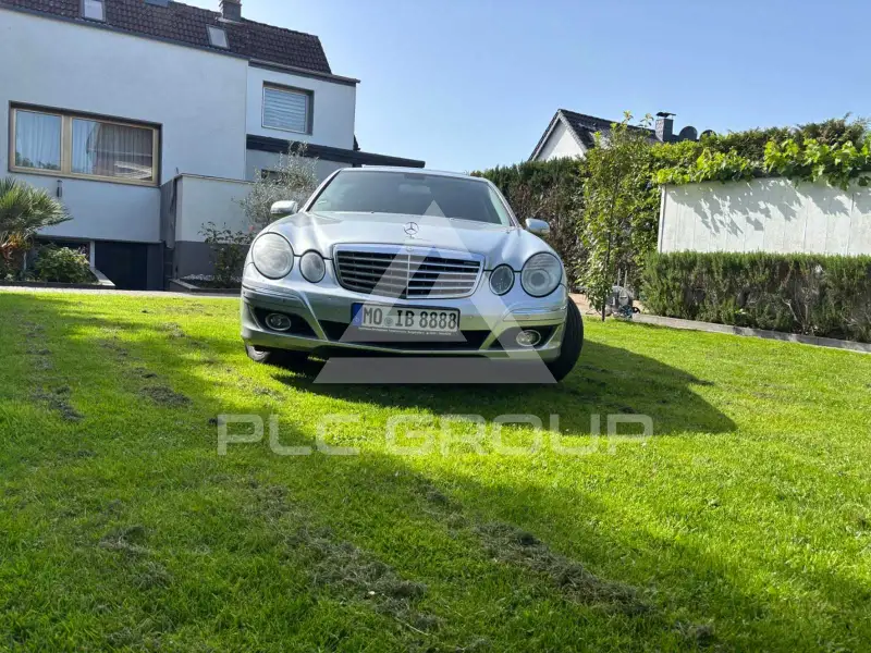2006 Mercedes Benz E 220