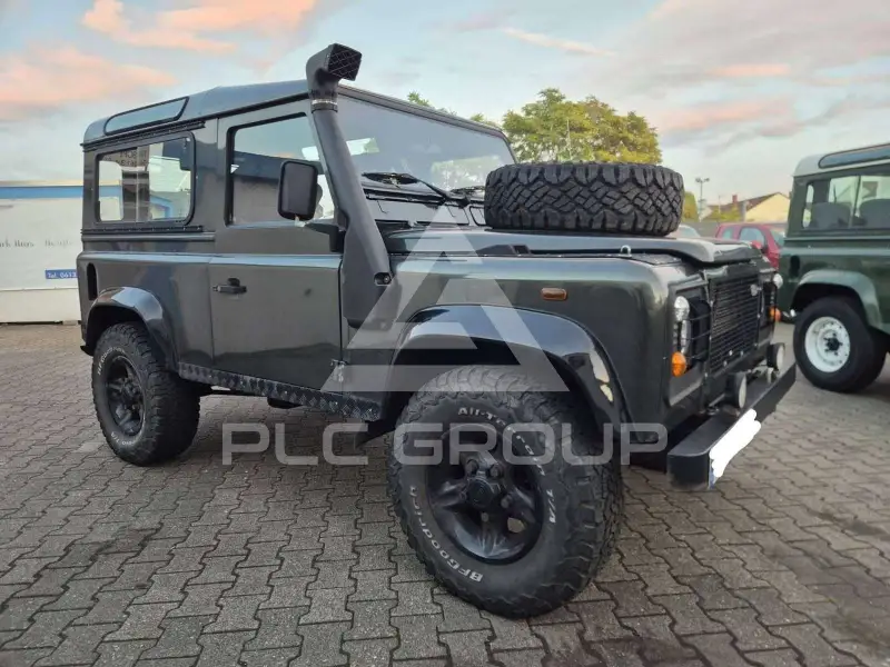 2006 Land Rover DEFENDER