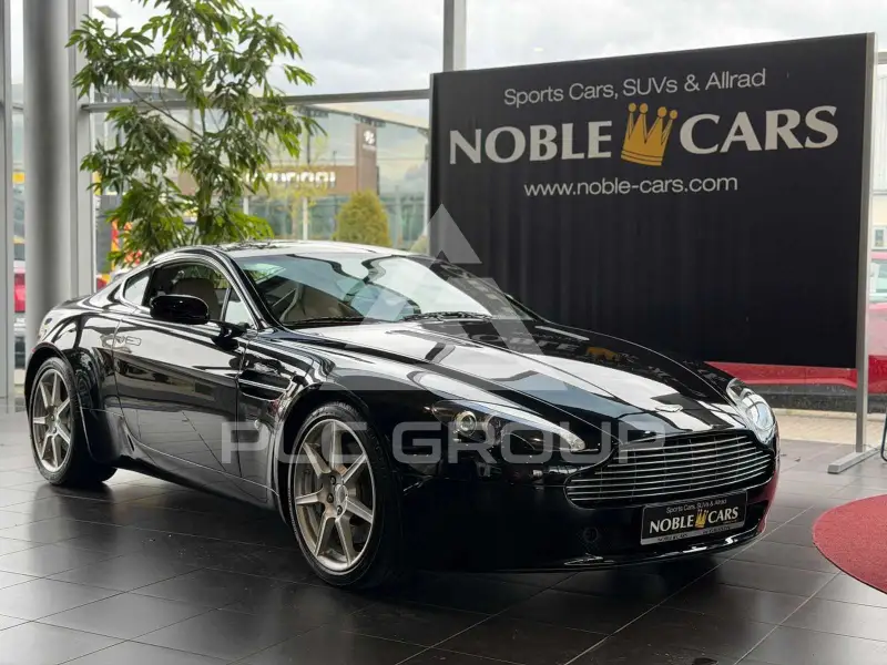 2006 Aston Martin V8