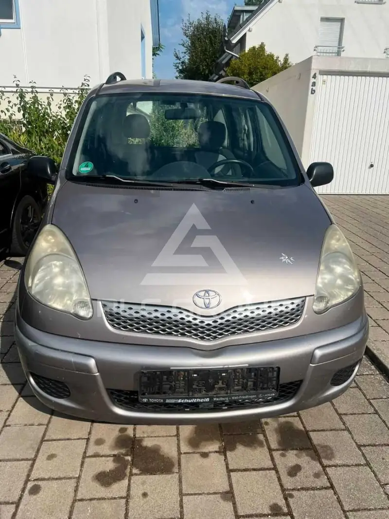 2006 Toyota VERSO