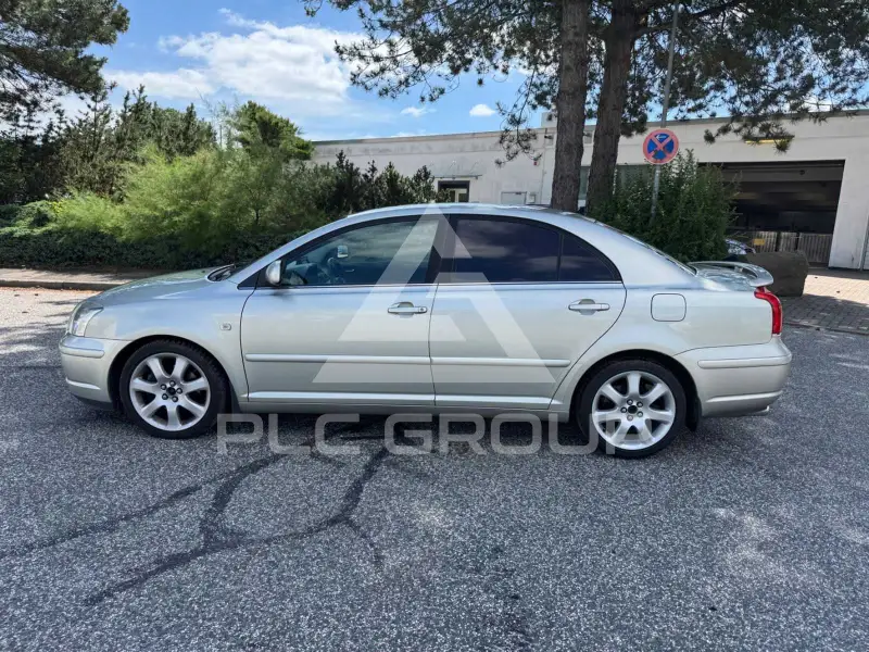 2006 Toyota Avensis