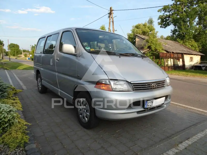 2006 Toyota Hiace
