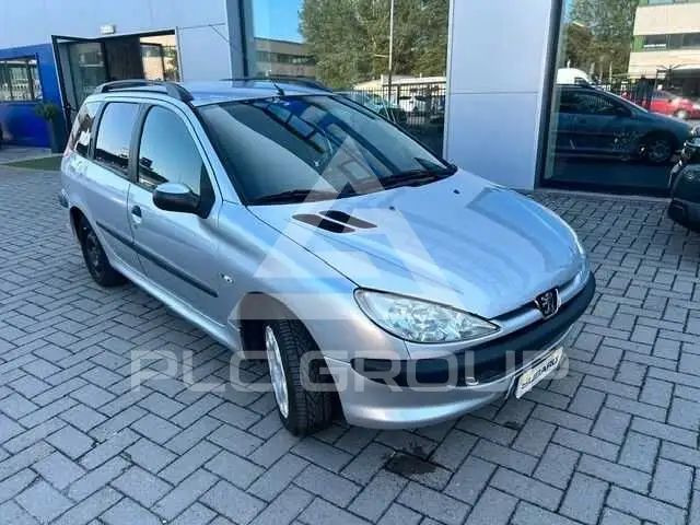 2006 Peugeot 206