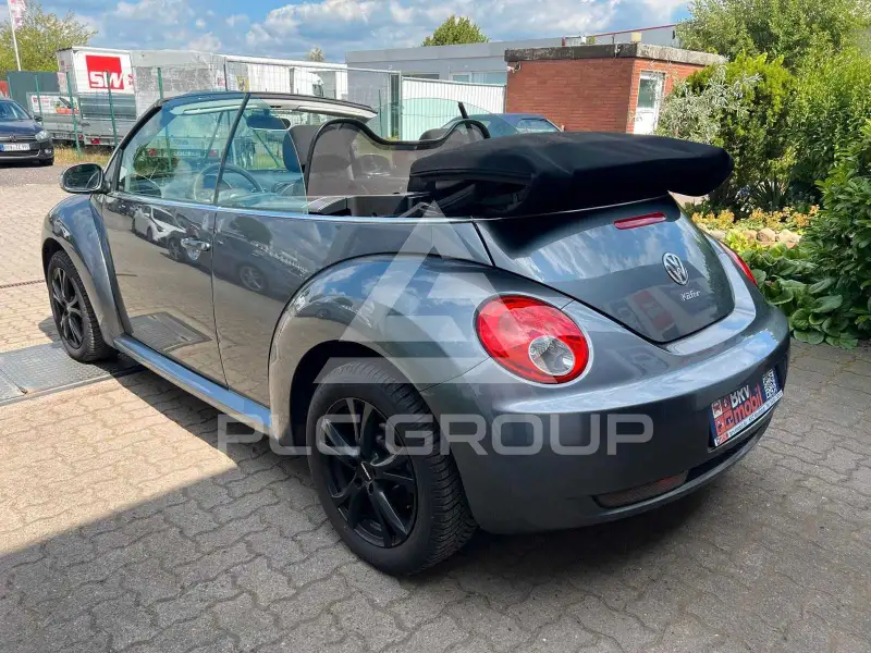 2006 Volkswagen BEETLE