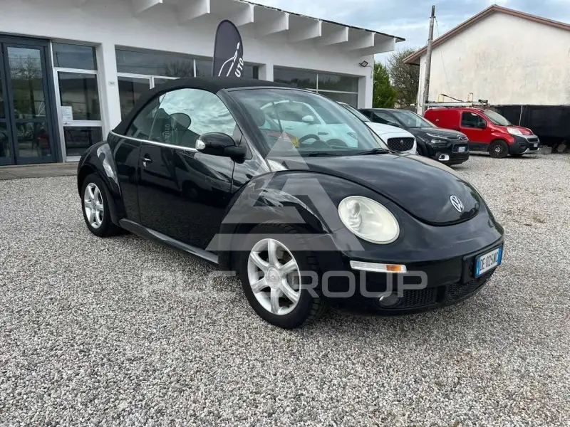 2006 Volkswagen BEETLE