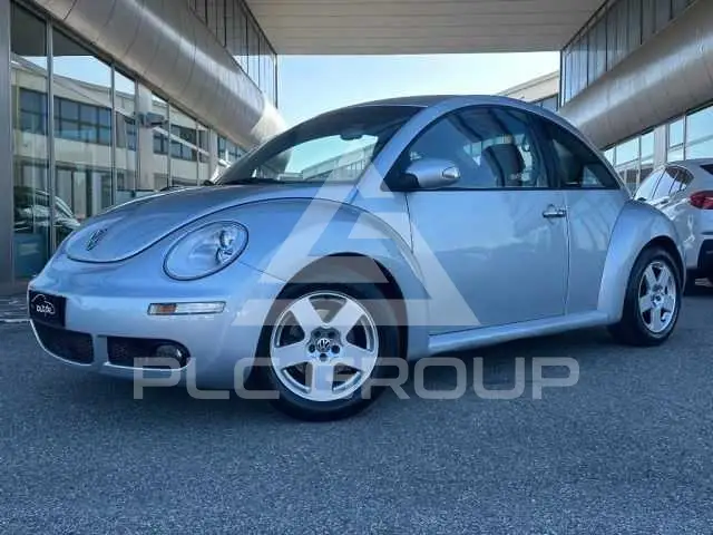 2006 Volkswagen BEETLE