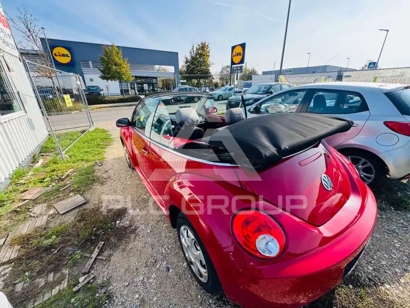 2006 Volkswagen BEETLE