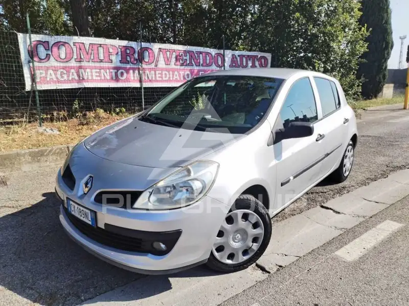 2006 Renault Clio