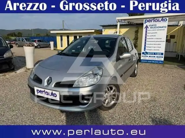 2006 Renault Clio