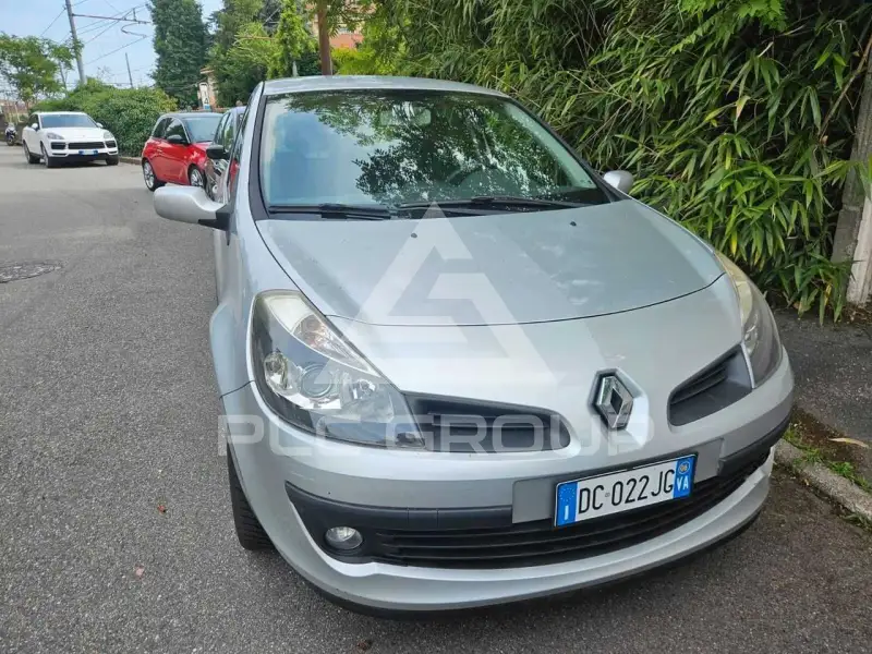 2006 Renault Clio