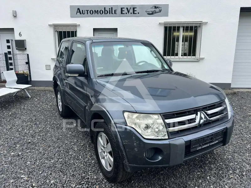 2007 Mitsubishi PAJARO