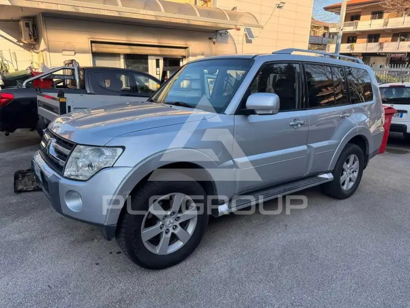 2007 Mitsubishi PAJARO