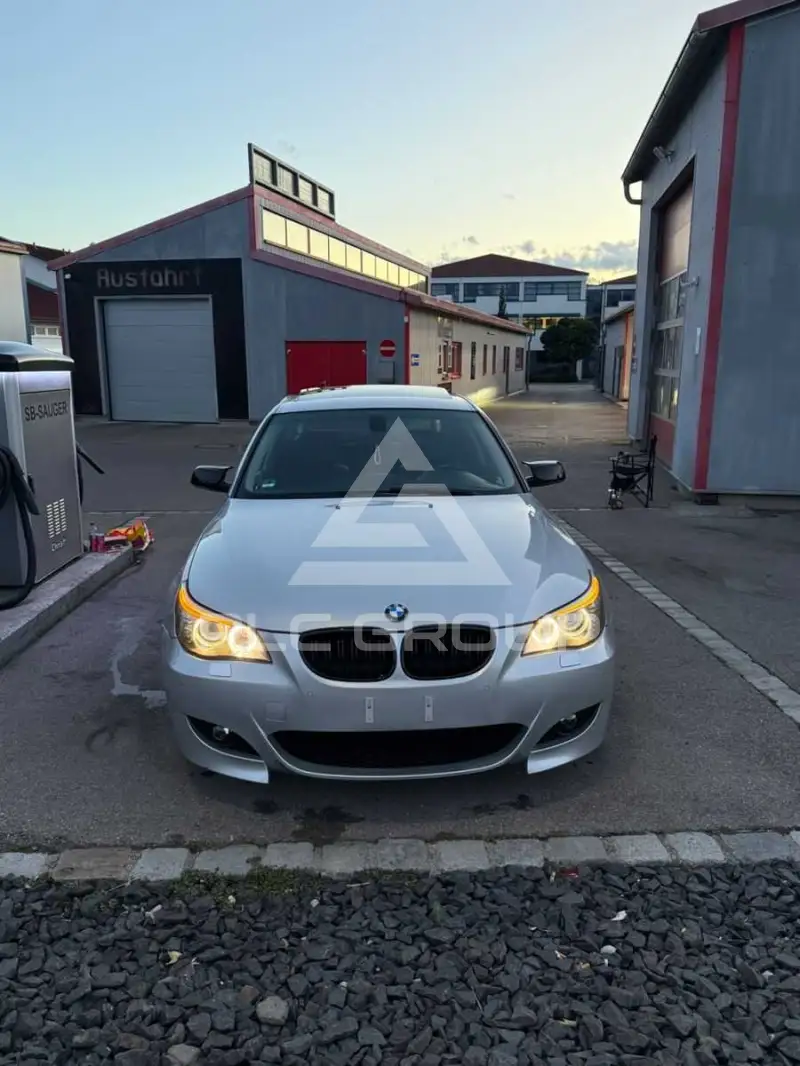 2007 BMW 523