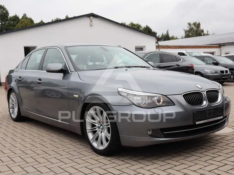 2007 BMW 523